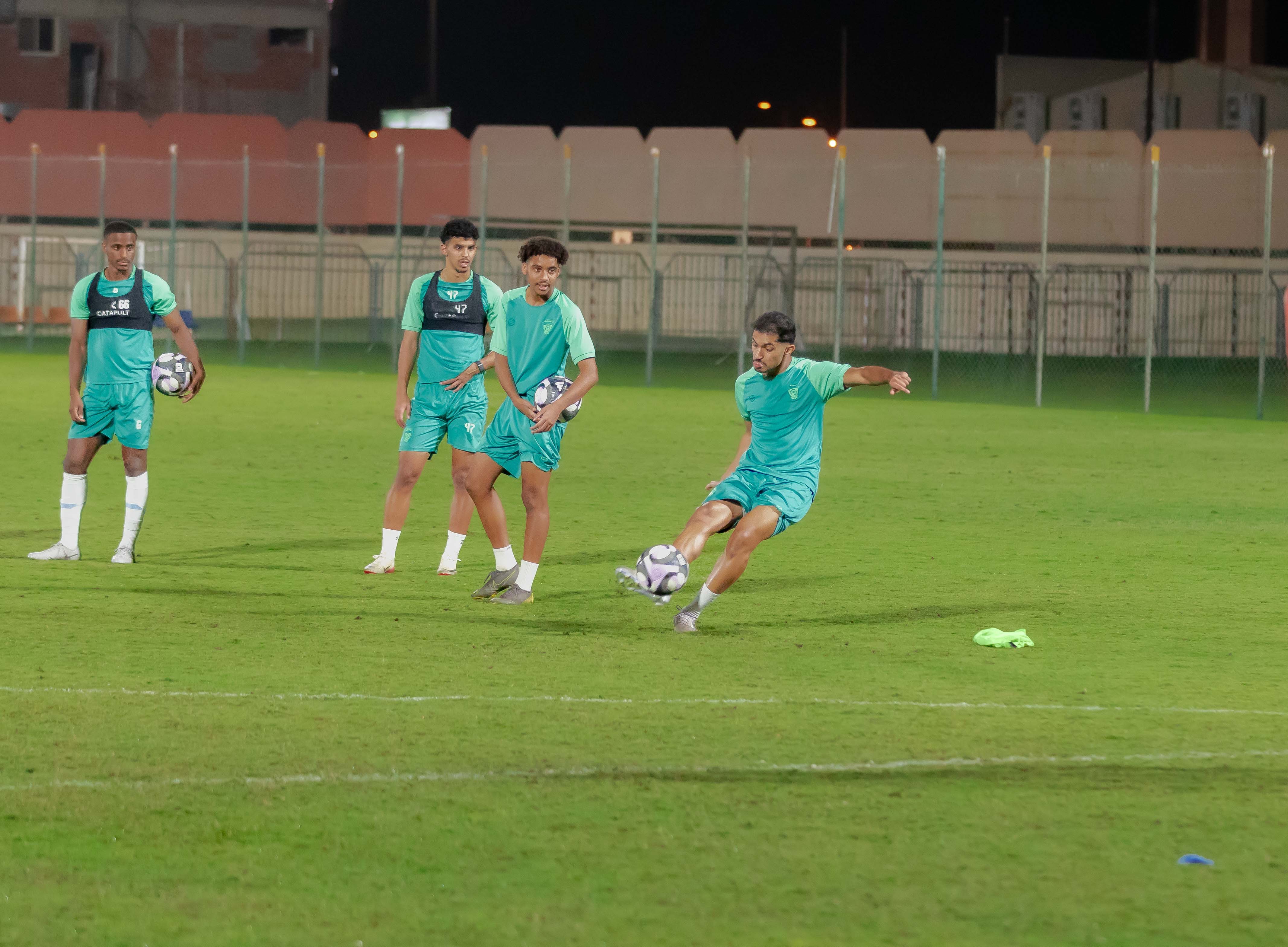 الفيحاء تحت 21 عام يجري تمرينه الرئيس استعداداً لملاقاة العدالة