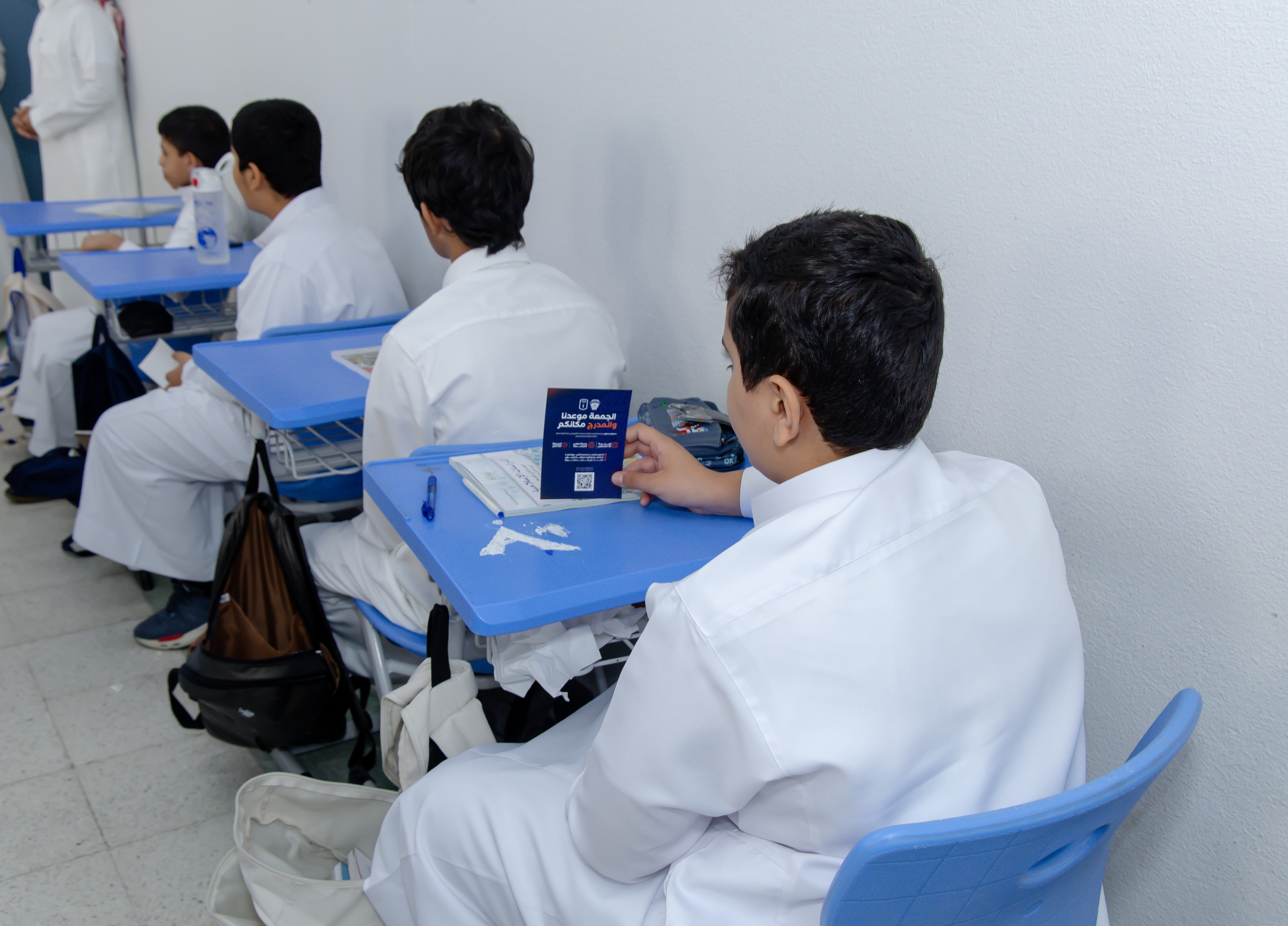 ضمن الحملة الترويجية لمبارة الفيحاء وأبها، الفيحاء يزور متوسطة المجمعة