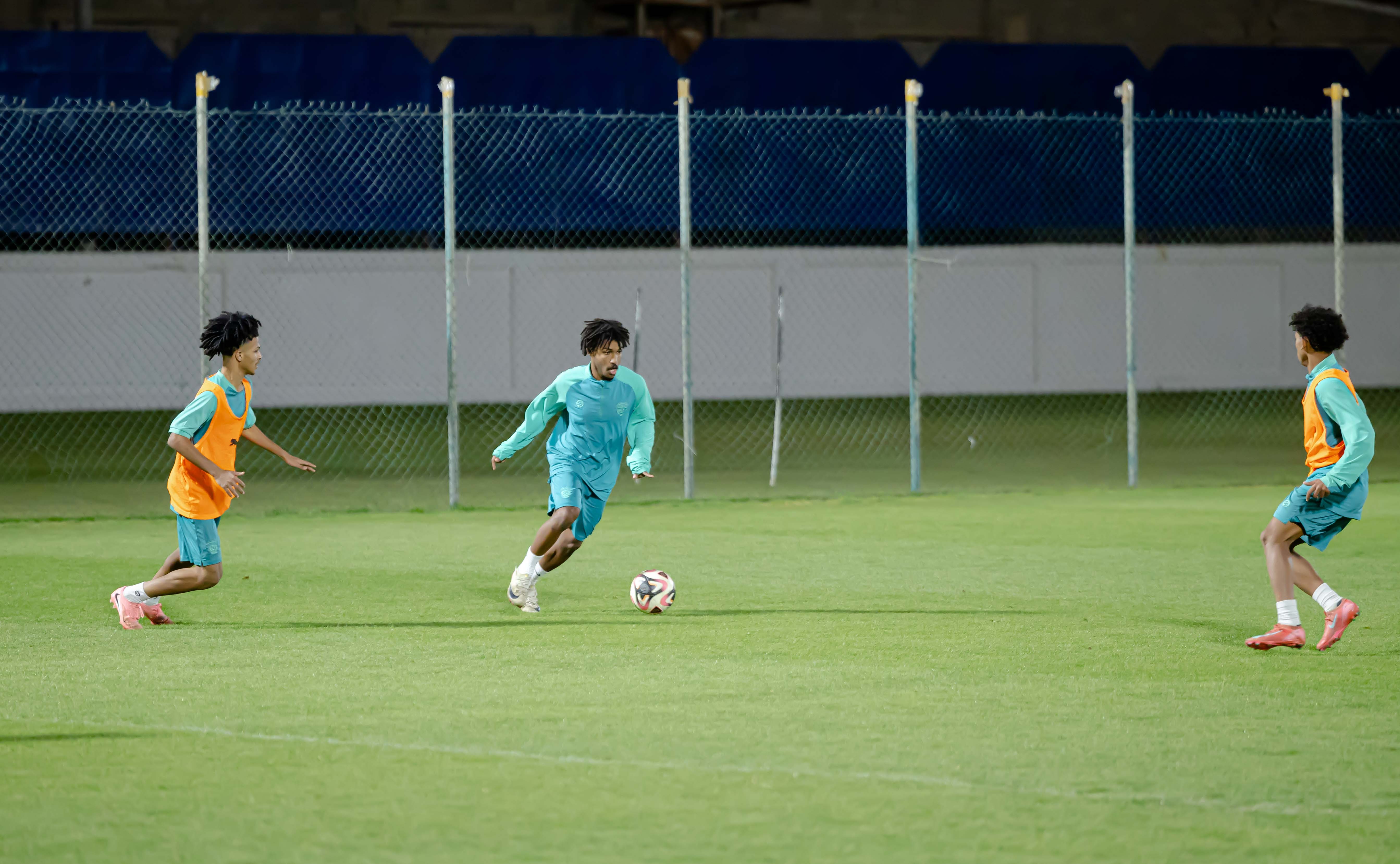 الفيحاء تحت 17 سنة يجري تمرينه الرئيس لمواجهة نظيره نادي هجر