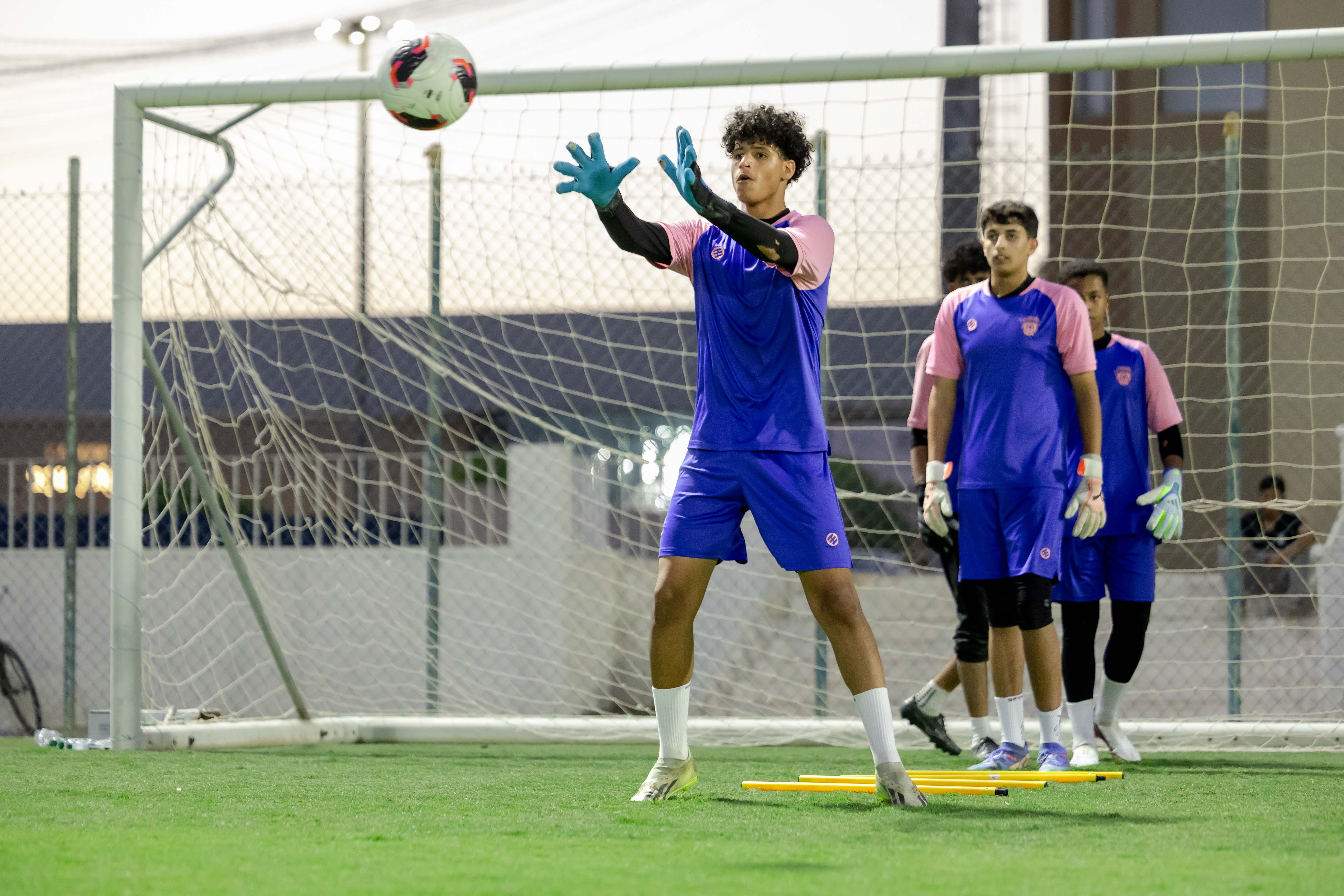 الفيحاء U21 يُجري تمرينه الرئيس استعدادًا لملاقاة النجمة .