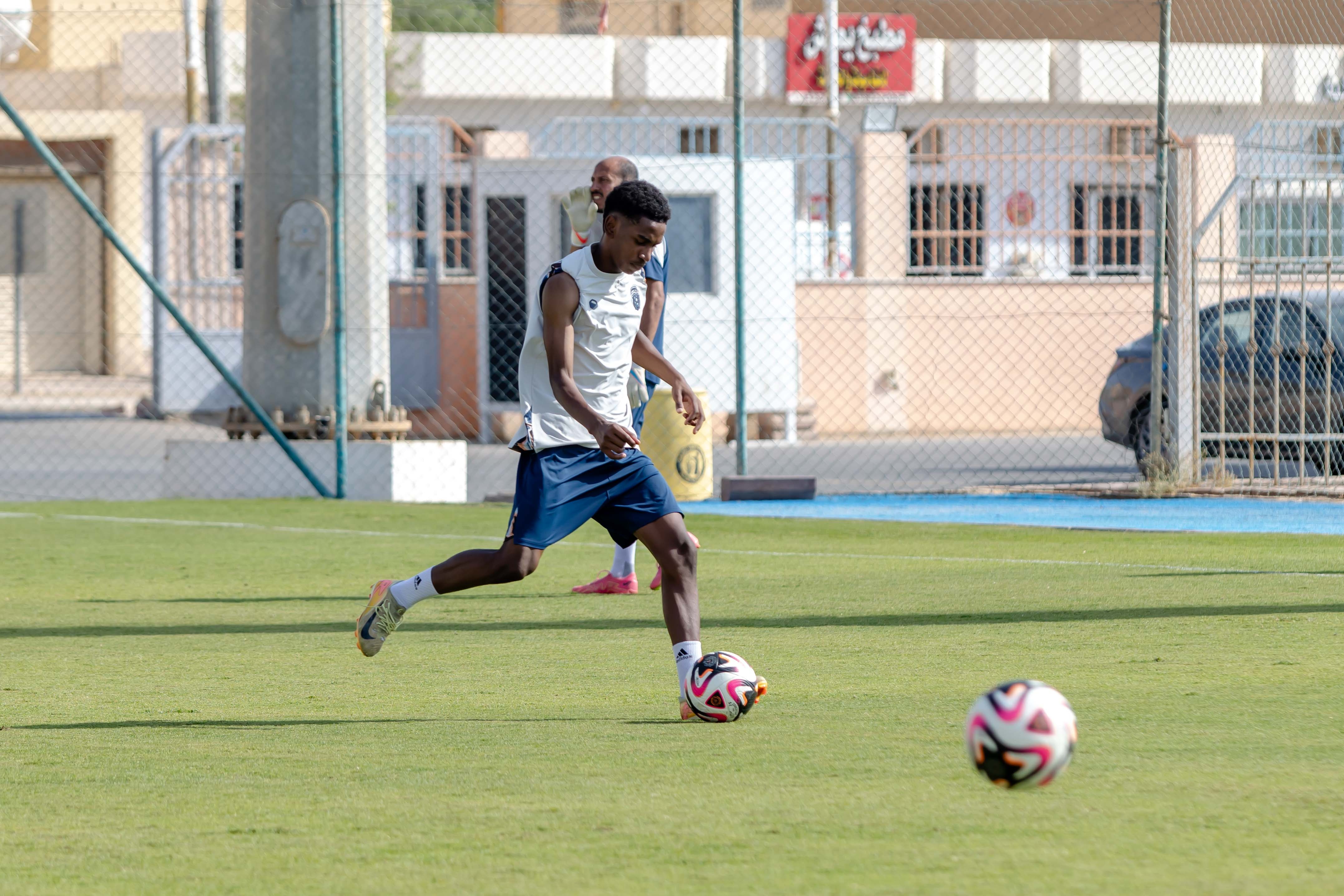 الفيحاء تحت 17 سنة يجري تمرينه الرئيس لمواجهة نظيره نادي الامجاد